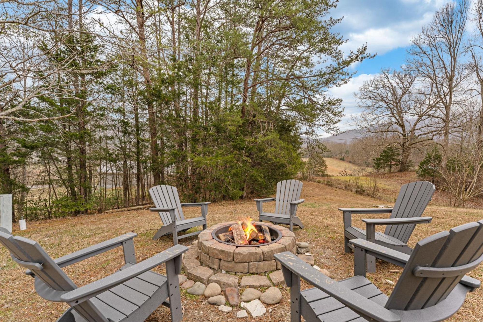Twin Cub Lodge Tuckaleechee Exteriör bild